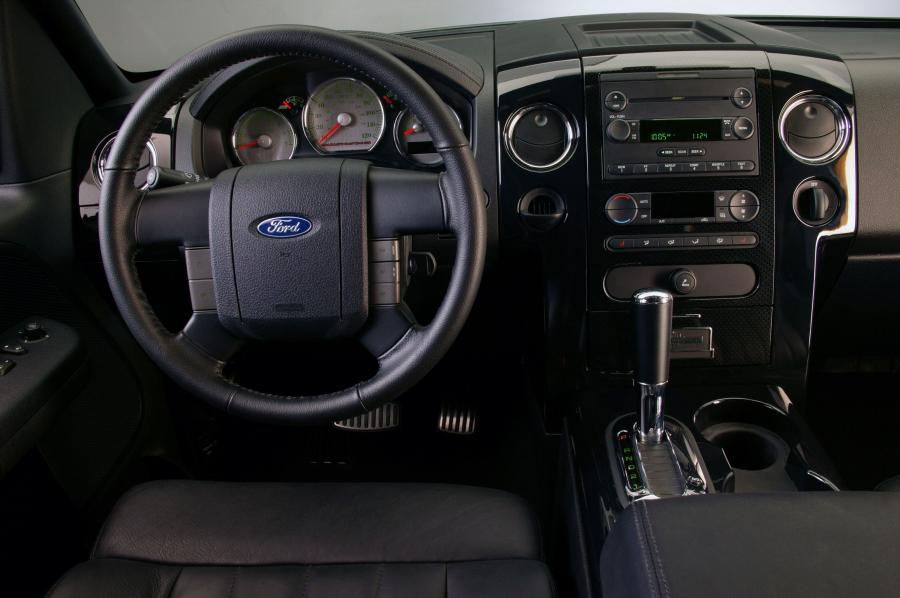  Ford F-150 Harley-Davidson Edition 2006 года  (фото 49 из 73)
